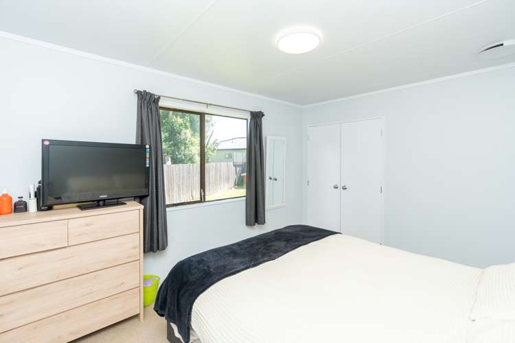 22a Odlin Crescent Nawton_8