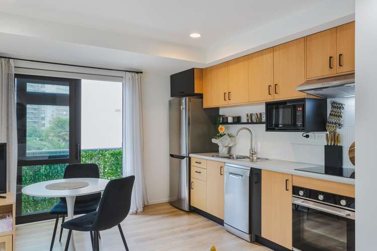 2B/2 Eden Crescent_3