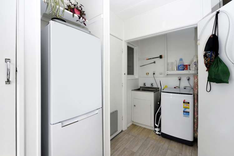 8 Durham Street Stoke_15