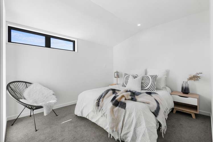 4/5 Clarence Street South Addington_10