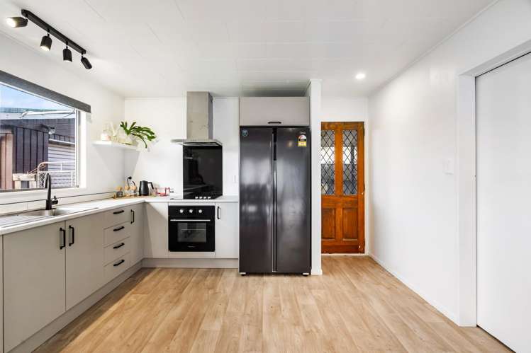 186 Flaxmere Avenue Flaxmere_7