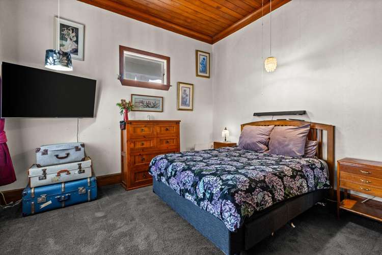 18 Lee Road Taradale_12