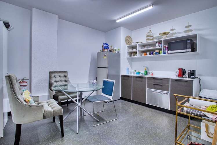 2A/255 Broadway Newmarket_14