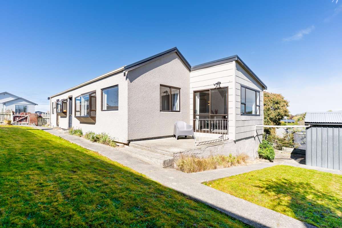 21 Grandi Avenue_0