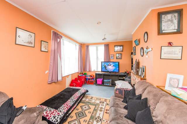 2 Gibbons Crescent Castlecliff_3