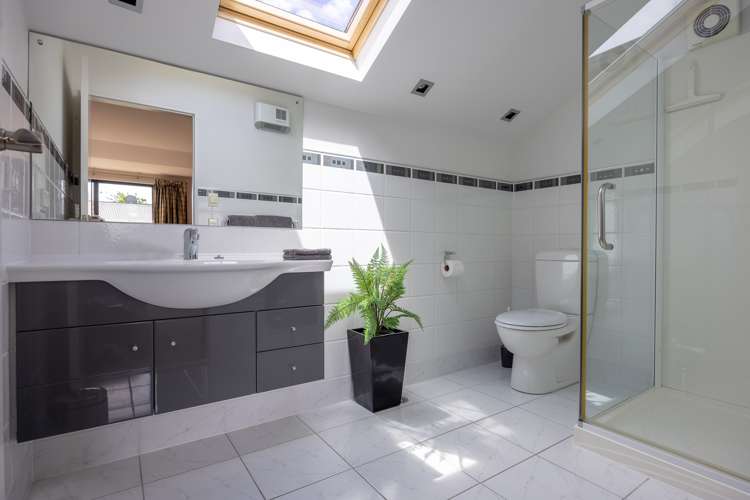 42 Manuka Crescent Wanaka_16