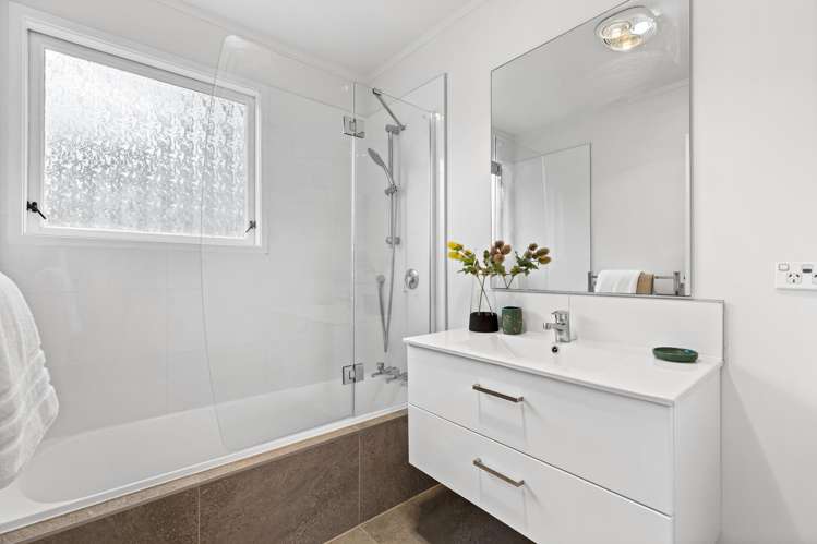 1/40 Beaudine Avenue Glenfield_13