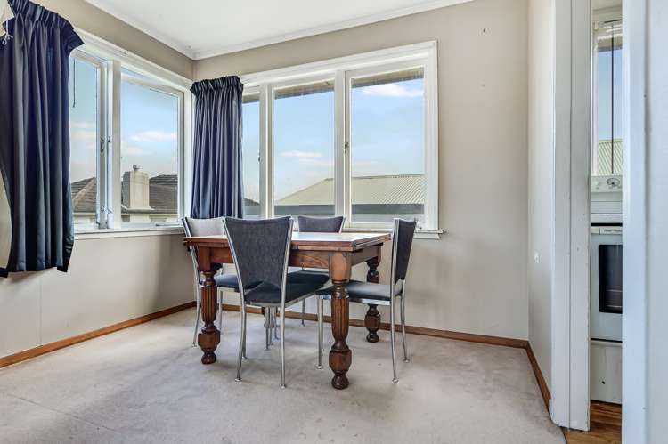 142 Tuhikaramea Road Dinsdale_14