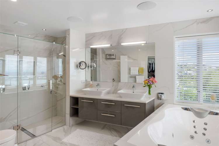 1 Ti Kouka Eco Lane Redcliffs_13