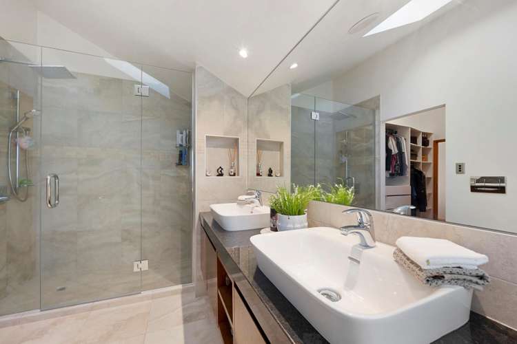 2/114 Aberdeen Road Campbells Bay_31