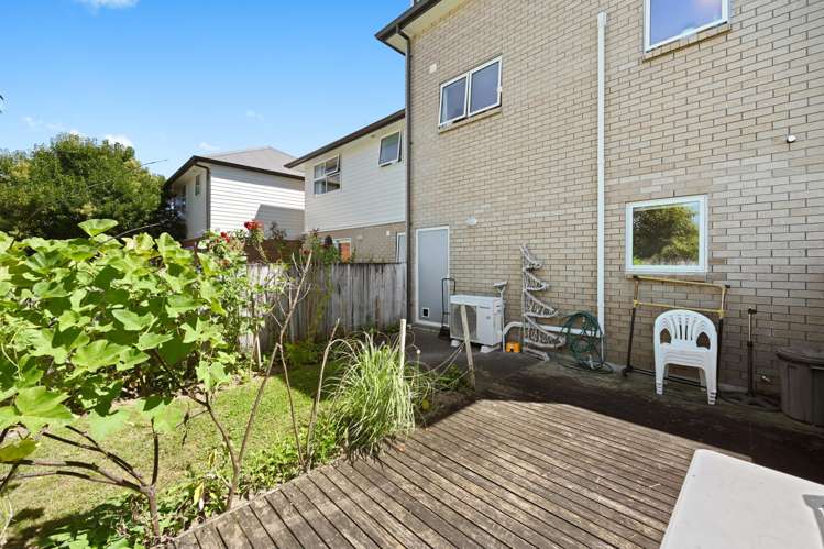 29 Chiefs Court Hamilton East_18