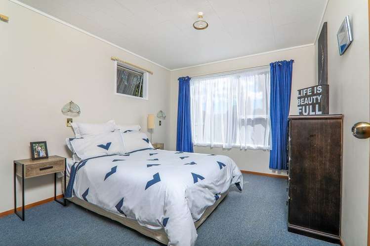 35 Beach Road Te Atatu Peninsula_13
