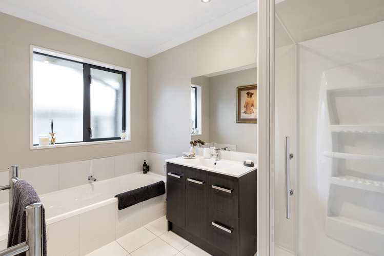 18 Applefield Court Northwood_15