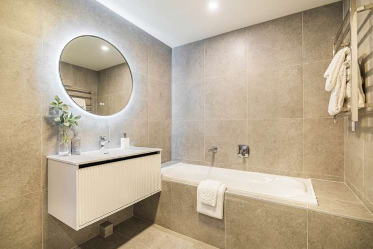 80E Tukutata Crescent Milldale_14