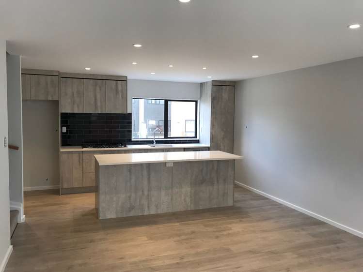 5 Meritage Lane Te Atatu South_2