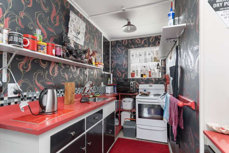 16 Fergusson Street Solway_12