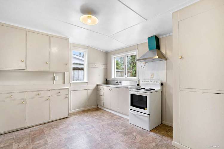 22 Rocklands Avenue Mount Eden_5