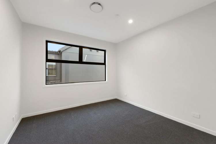 B/8 Maire Street 1378_10