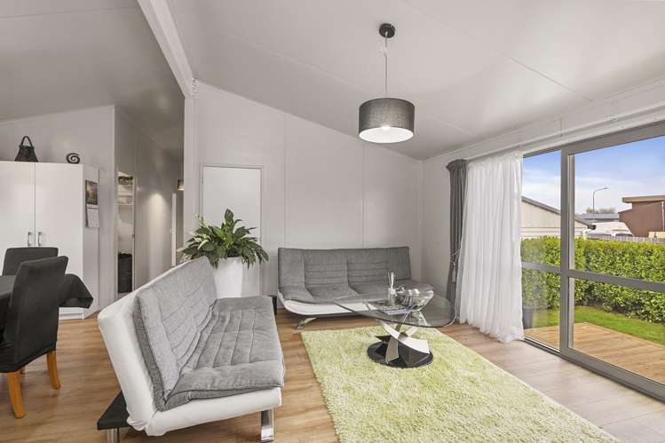 3a Kingsbridge Drive Burwood_6