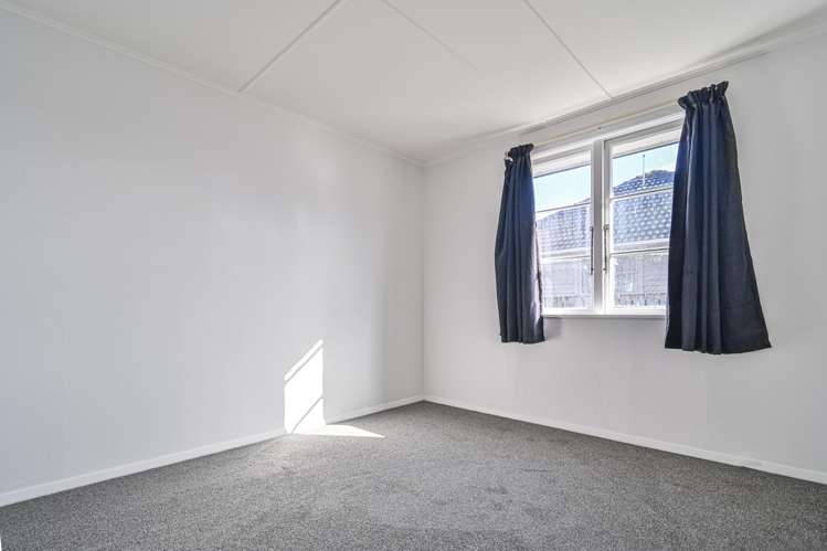 921 Bledisloe Street Raureka_9