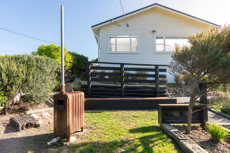 63 Happy Valley Road Owhiro Bay_15