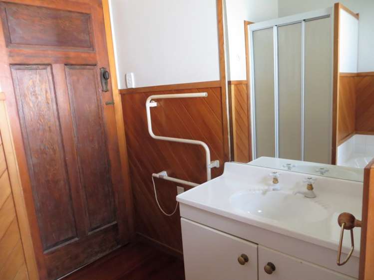 9 Emerson Street Te Aroha_24