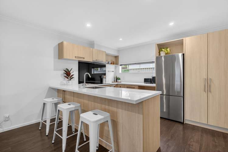 25 Latimer Way Petone_3