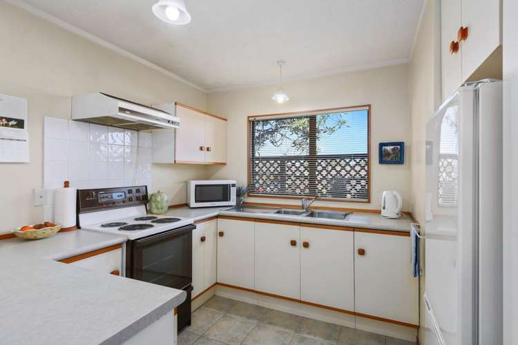 110m Grey Street Onehunga_8