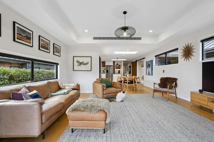 28 McAdam Drive Jacks Point_9