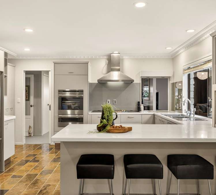 55 Lydbrook Place Otumoetai_10