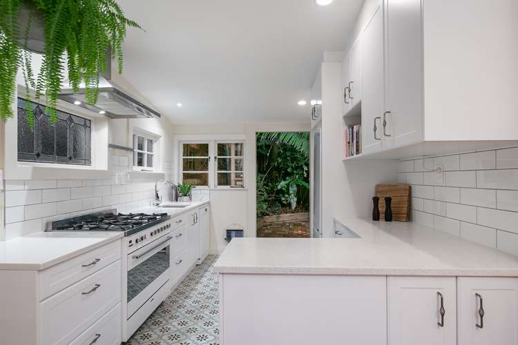 7 Rambler Crescent Beach Haven_2