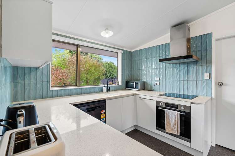 10 Tasman Crescent Carterton_1