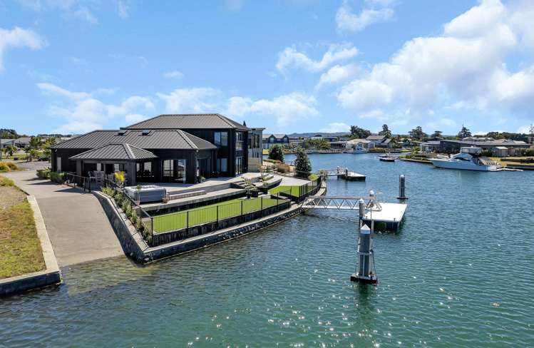 33 Waitemata Drive One Tree Point_24