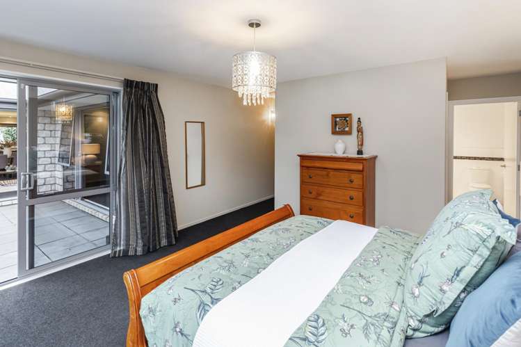 20 Rivers Edge Northwood_15