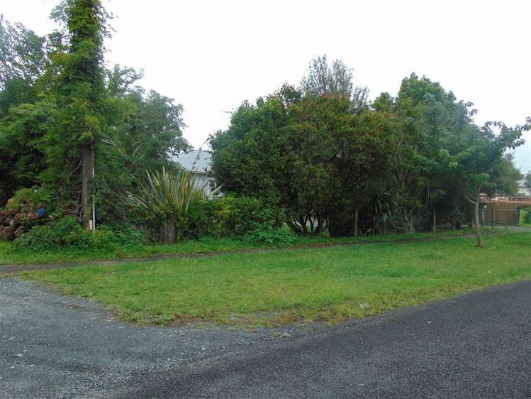 7 Roycroft Street Waihi_12