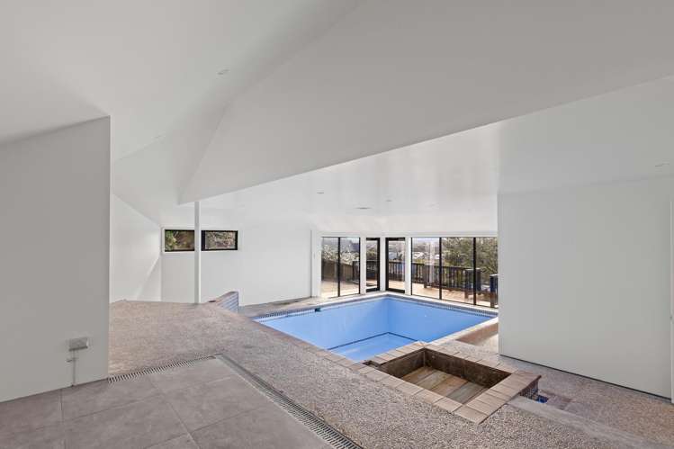 24 Nehru Place Cashmere_21