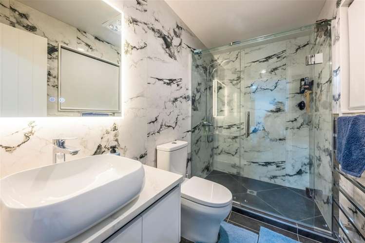 54 Armstrong Farm Drive East Tamaki Heights_18