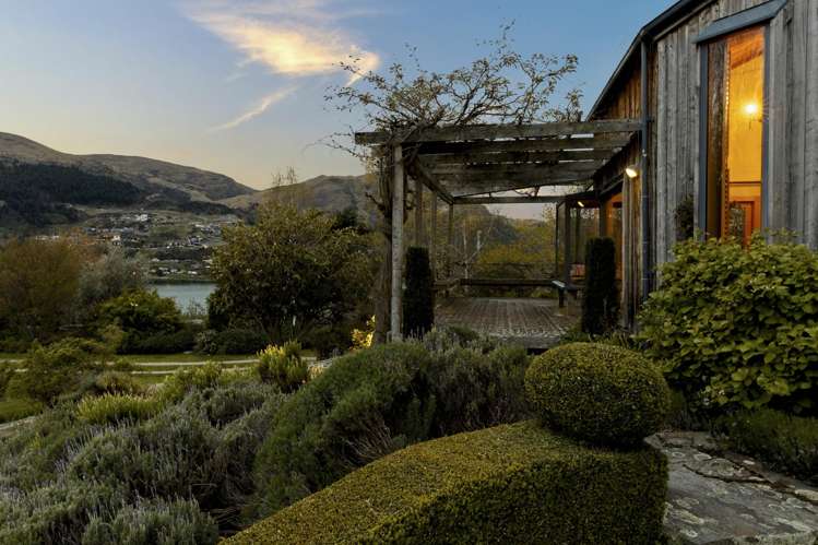 206 Peninsula Road Kelvin Heights_23