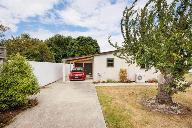 121-123 High Street Bulls_25