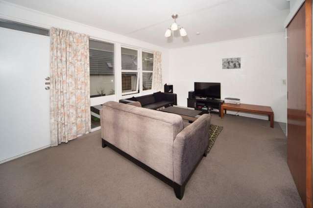 2/6 Parau Street 10044_1