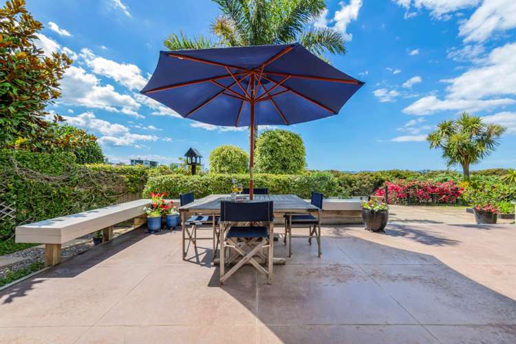 7 Intrepid Crescent Beachlands_12