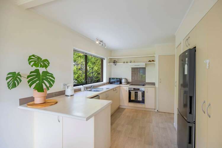 1/18 Kauri Glen Road Northcote_9