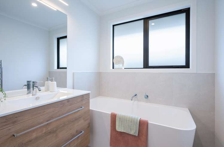 32 Cupola Crescent Richmond_14