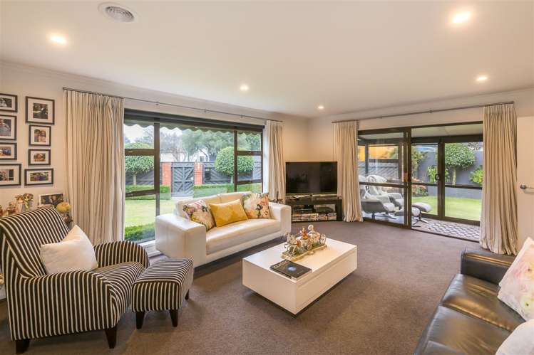 1/26 Idris Road Fendalton_3