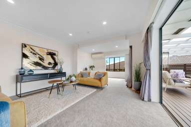285 Wellington Street_2