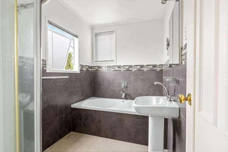 20 Ariki Drive Snells Beach_22