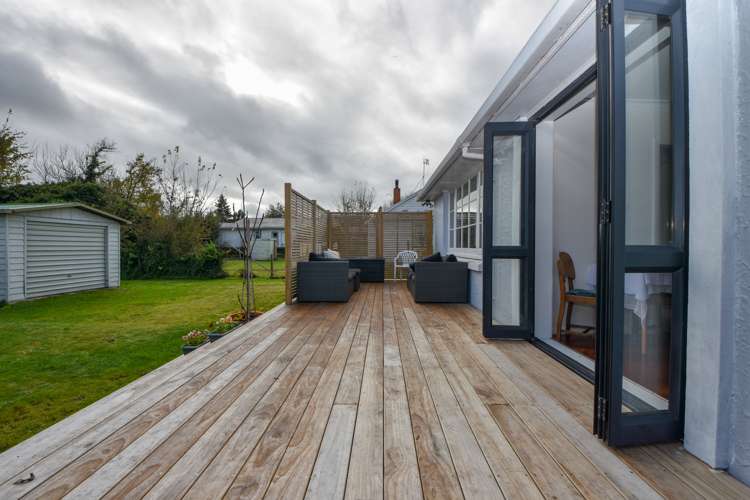 255 High Street North Carterton_12