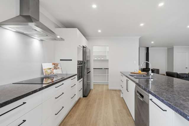 11 Walter Place Kirwee_4