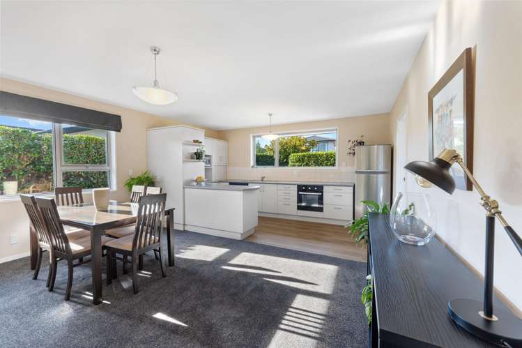 2/6 Croziers Road Saint Albans_5