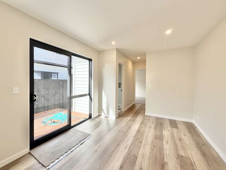 33 Tukutata Crescent Milldale_11
